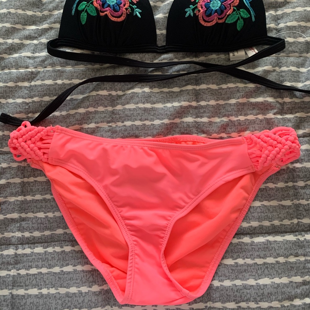 Bikini bottom